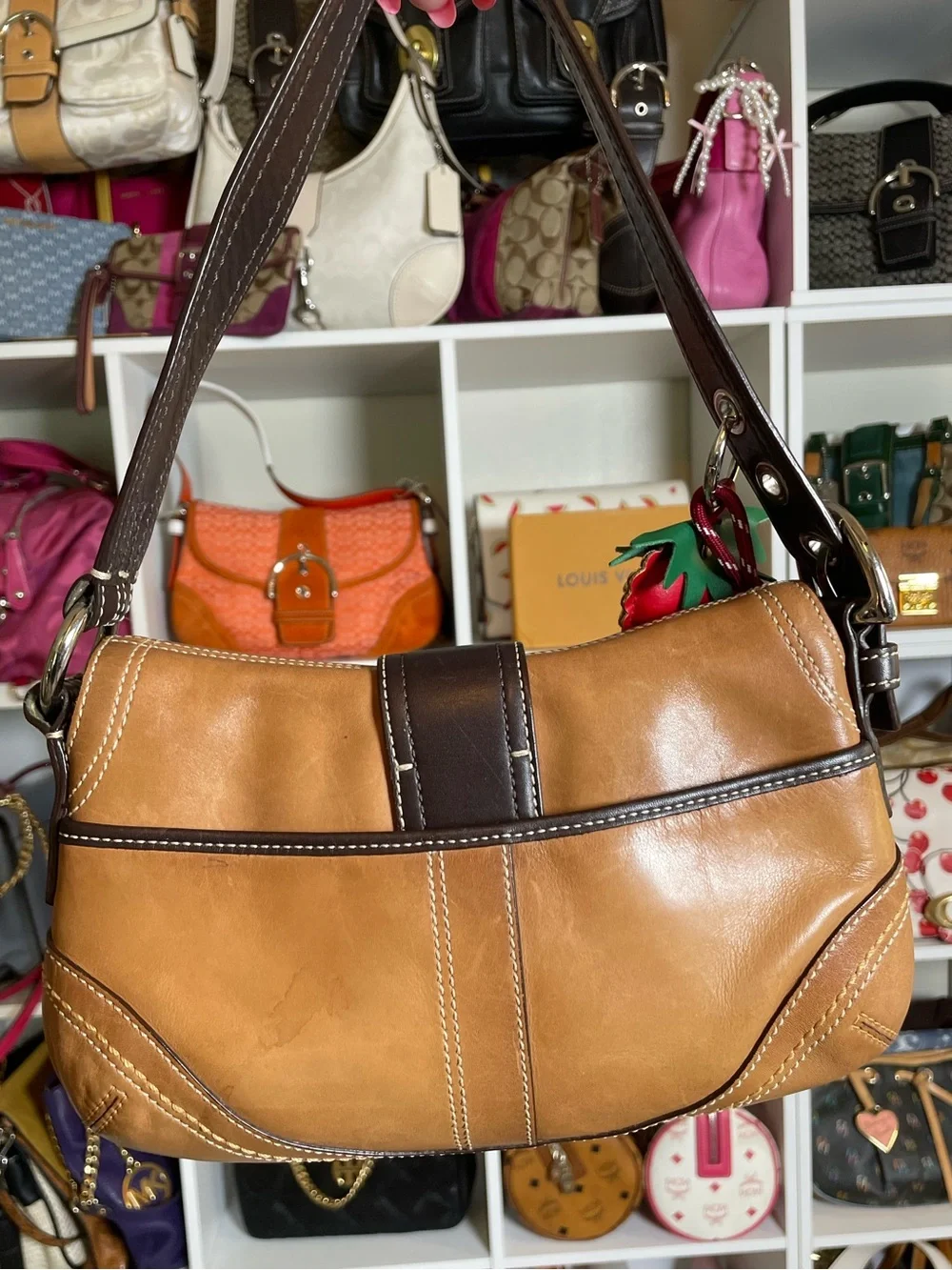 Coach Y2K Brown Duo-Tone Leather Soho  Shoulder Bag 🍓 🍫- F10909